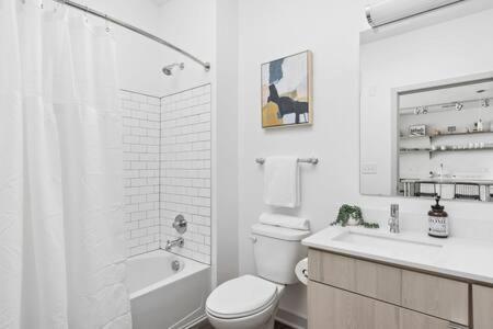 Cozysuites L Trendy 2br, Bottleworks Indy #1 Apartment Indianapolis